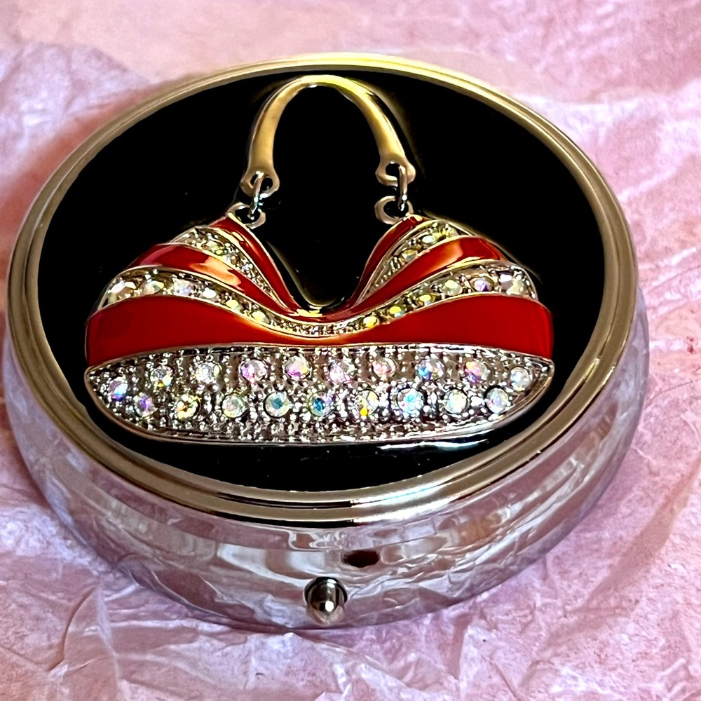 Round Decorative Pill Case/Box
